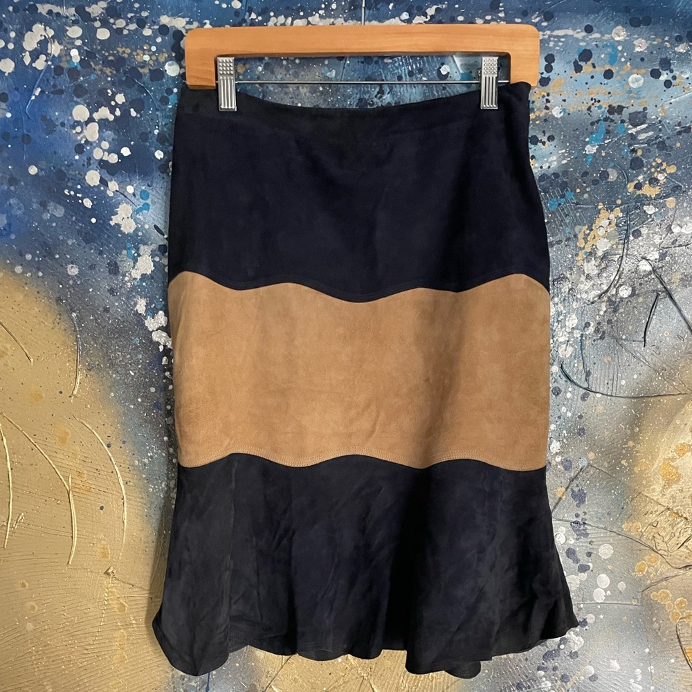 Vintage Salvatore Ferragamo leather skirt Size ~ 6
